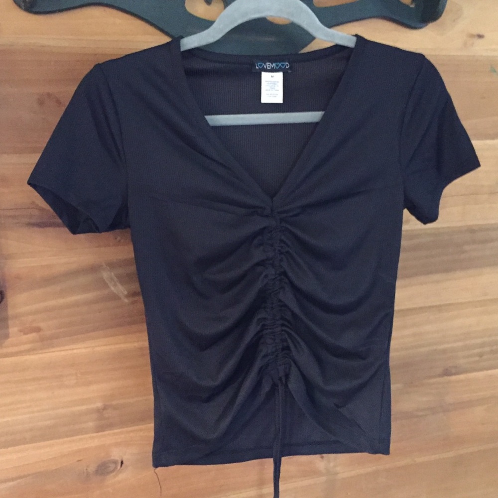 NWOT 🌸3/$20 Love Mood blouse
